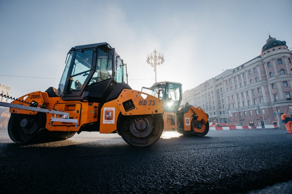 Коммунальный транспорт. ГБУ автомобильные дороги Москва. Kramer погрузчик ГБУ автомобильные. ГБУ автомобильные дороги ЦАО. Wille 455 ГБУ автомобильные.